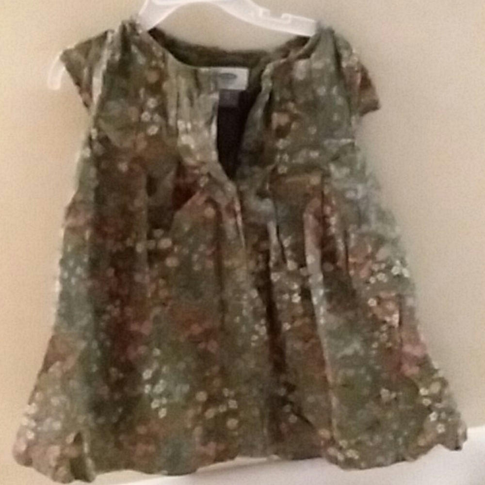 Girl's dress